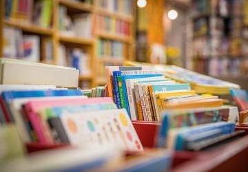 Aktualne regulaminy biblioteki oraz zasady korzystania z komputerów w wypożyczalni i czytelni szkolnej 2025/2026